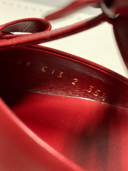 VALENTINO GARAVANI（ヴァレンティノ・ガラヴァーニ）VALENTINO GARAVANI (ヴァレンティノ・ガラヴァーニ) French Bow Heels / レザーストラップパンプス レッド サイズ:35 1/2の古着・服飾アイテム