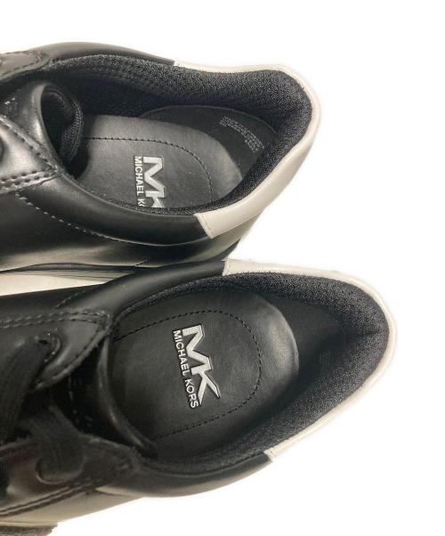 MICHAEL KORS（マイケル・コース）MICHAEL KORS (マイケル・コース) フェイクレザーローカットスニーカー ブラック サイズ:9Mの古着・服飾アイテム