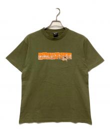 stussy（ステューシー）の古着「プリントTシャツ / 紺タグ」｜オリーブ