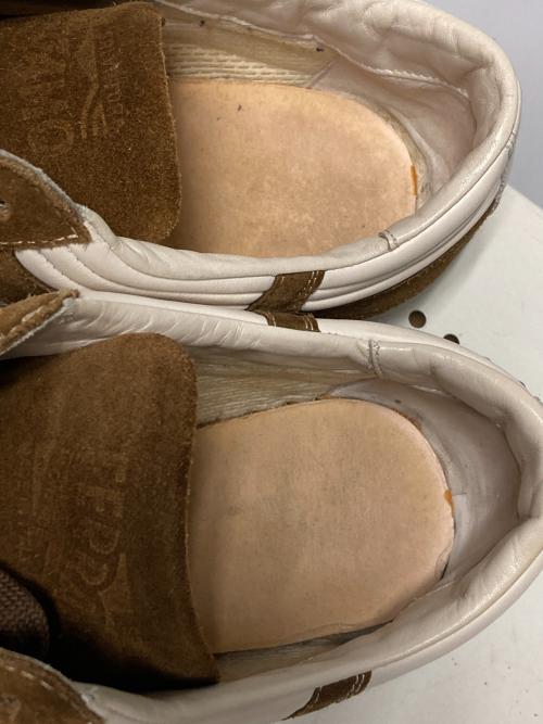 Salvatore Ferragamo（サルヴァトーレ フェラガモ）Salvatore Ferragamo (サルヴァトーレ フェラガモ) スウェードスニーカー ブラウン サイズ:7 1/2EEの古着・服飾アイテム