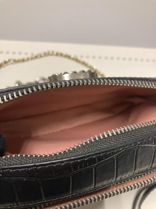 MARC JACOBS（マークジェイコブス）MARC JACOBS (マークジェイコブス) スナップショット / クロコエンボスショルダーバッグ ブラックの古着・服飾アイテム