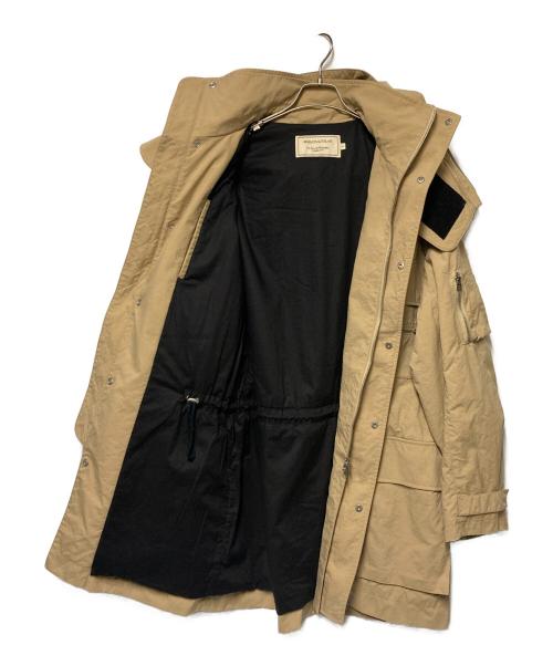 maison kitsune（メゾンキツネ）maison kitsune (メゾンキツネ) 中綿入りフーデッドコート ベージュ サイズ:Sの古着・服飾アイテム