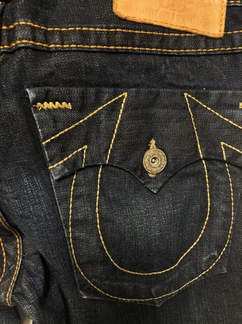TRUE RELIGION（トゥルー レリジョン）TRUE RELIGION (トゥルー レリジョン) JOEY BIG T / フレアデニムパンツ ネイビー サイズ:W30の古着・服飾アイテム