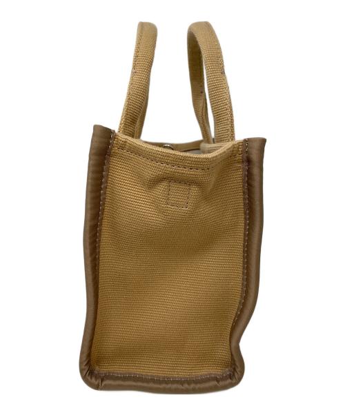 MARC JACOBS（マークジェイコブス）MARC JACOBS (マークジェイコブス) THE TOTE BAG ベージュの古着・服飾アイテム