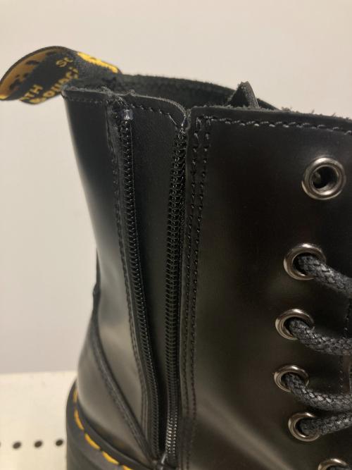 Dr.Martens（ドクターマーチン）Dr.Martens (ドクターマーチン) 8ホールブーツ ブラック サイズ:UK6の古着・服飾アイテム