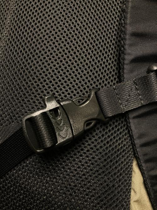 Nruc（ヌルク）Nruc (ヌルク) BERNTHAL 25 オリーブ サイズ:25Lの古着・服飾アイテム