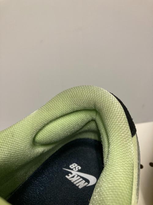 NIKE SB（ナイキエスビー）NIKE SB (ナイキエスビー) DUNK LOW PRO PRM グリーン サイズ:US9.5の古着・服飾アイテム