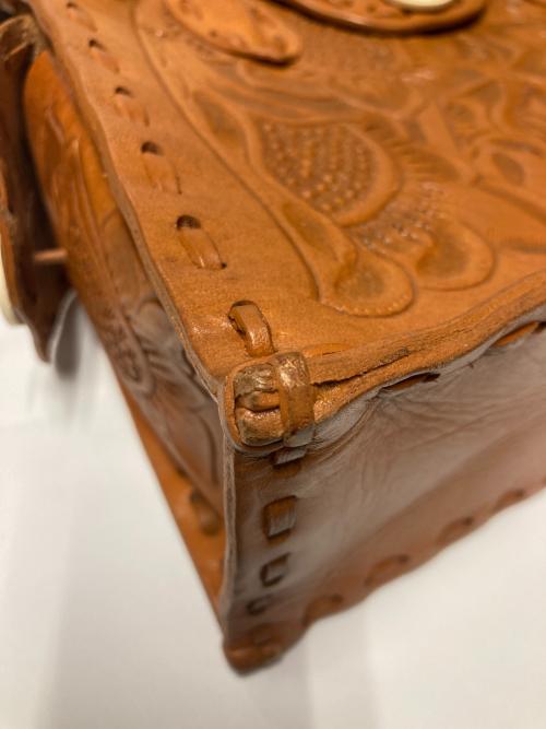 Carving Tribes（カービングトライブス）Carving Tribes (カービングトライブス) Maestra S ブラウンの古着・服飾アイテム