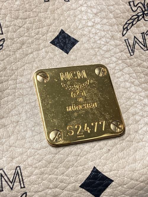MCM（エムシーエム）MCM (エムシーエム) 巾着レザーショルダーバッグ ベージュの古着・服飾アイテム