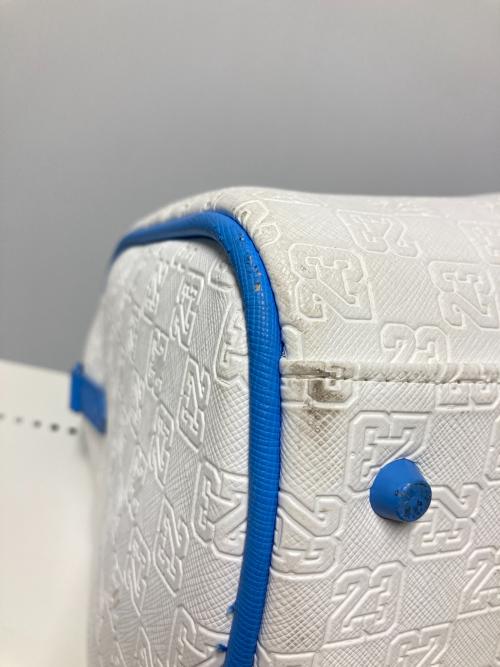 JORDAN（ジョーダン）JORDAN (ジョーダン) JAM MONOGRAM DUFFLE BAG ホワイト×ブルーの古着・服飾アイテム
