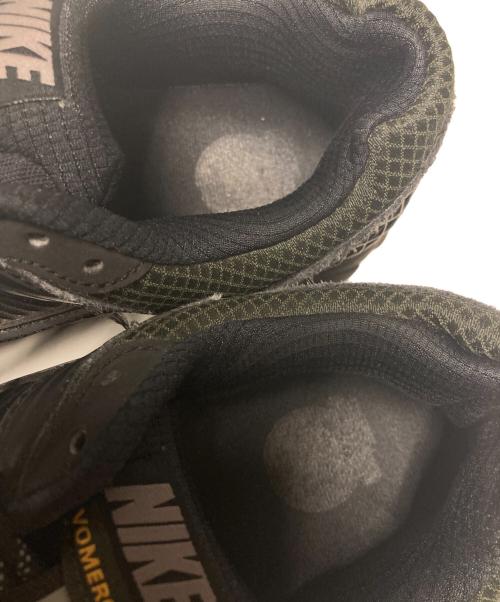 NIKE（ナイキ）NIKE (ナイキ) Air Zoom Vomero 5 カーキ×ブラック サイズ:US8.5の古着・服飾アイテム