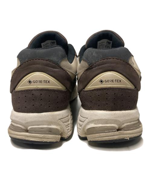 NEW BALANCE（ニューバランス）NEW BALANCE (ニューバランス) 2002R GTX ブラウン サイズ:US9Dの古着・服飾アイテム
