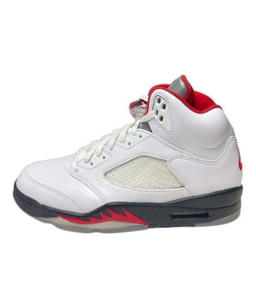 NIKE（ナイキ）NIKE (ナイキ) AIR JORDAN 5 RETRO ホワイト サイズ:US9 未使用品の古着・服飾アイテム