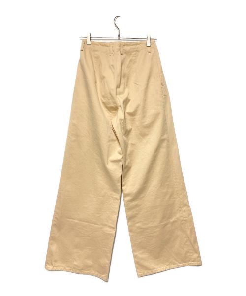 AURALEE（オーラリー）AURALEE (オーラリー) FINX CHINO WIDE TUCK PANTS ベージュの古着・服飾アイテム
