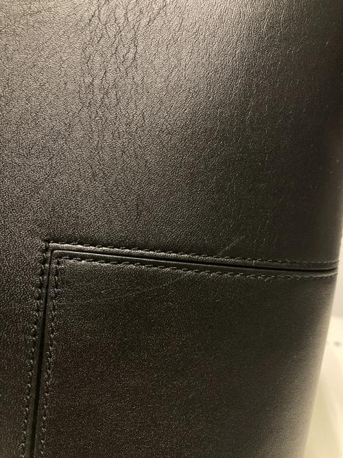 TORY BURCH（トリーバーチ）TORY BURCH (トリーバーチ) 2WAYレザーハンドバッグ ブラックの古着・服飾アイテム