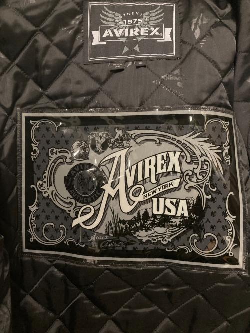 AVIREX（アヴィレックス）AVIREX (アヴィレックス) レザースタジャン ブラック サイズ:Sの古着・服飾アイテム