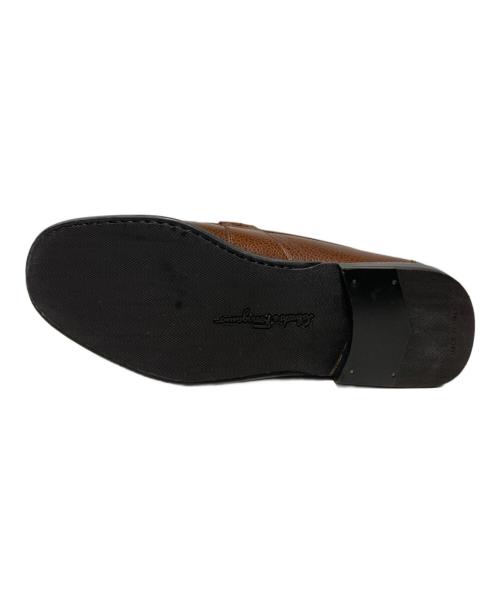 Salvatore Ferragamo（サルヴァトーレ フェラガモ）Salvatore Ferragamo (サルヴァトーレ フェラガモ) コインローファー ブラウン サイズ:7 1/2EEの古着・服飾アイテム