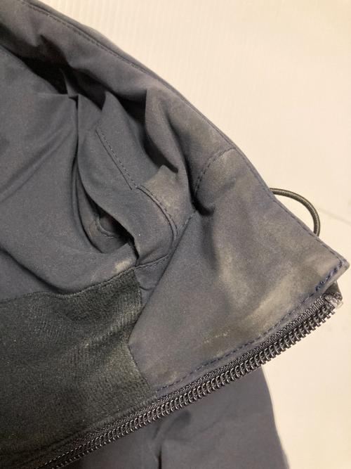 DESCENTE ALLTERRAIN（デザイント オルテライン）DESCENTE ALLTERRAIN (デザイント オルテライン) 水沢ダウンジャケット ネイビー サイズ:Lの古着・服飾アイテム