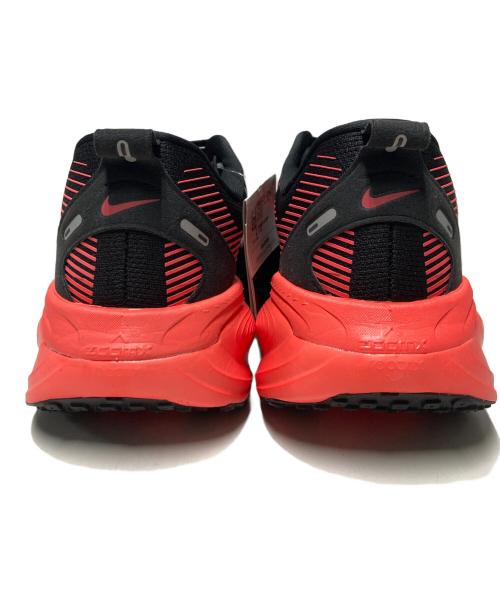 NIKE（ナイキ）NIKE (ナイキ) Zoom Vomero 18 ブラック×レッド サイズ:US10 未使用品の古着・服飾アイテム