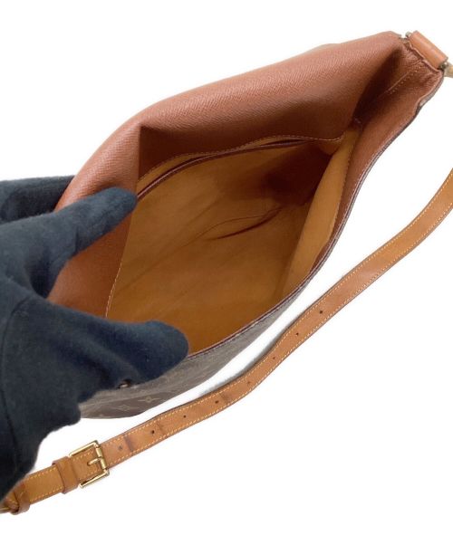 LOUIS VUITTON（ルイ ヴィトン）LOUIS VUITTON (ルイ ヴィトン) ショルダーバッグ ブラウンの古着・服飾アイテム