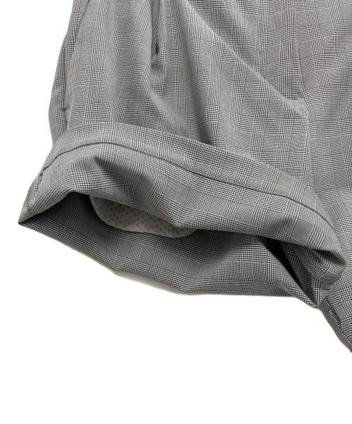 adidas（アディダス）adidas (アディダス) ULT365 ミニチェックストレッチショーツ グレー サイズ:S 未使用品の古着・服飾アイテム