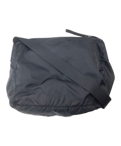 PRADA（プラダ）PRADA (プラダ) ナイロンショルダーバッグ ブラックの古着・服飾アイテム