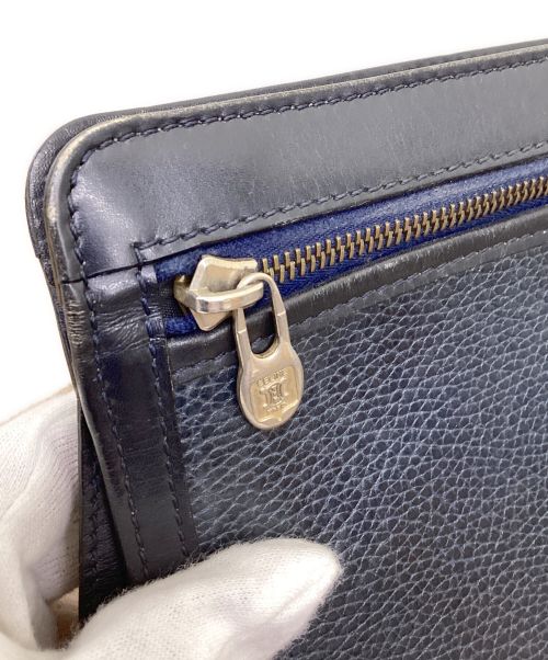 CELINE（セリーヌ）CELINE (セリーヌ) クラッチバッグ ネイビーの古着・服飾アイテム