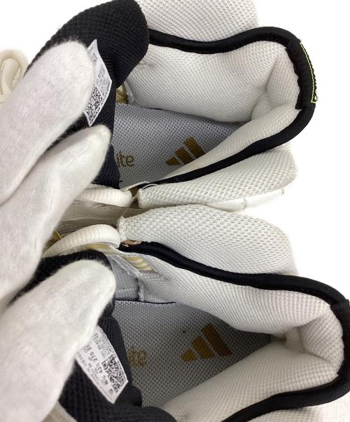 adidas（アディダス）adidas (アディダス) シューズ ホワイト サイズ:27.0の古着・服飾アイテム