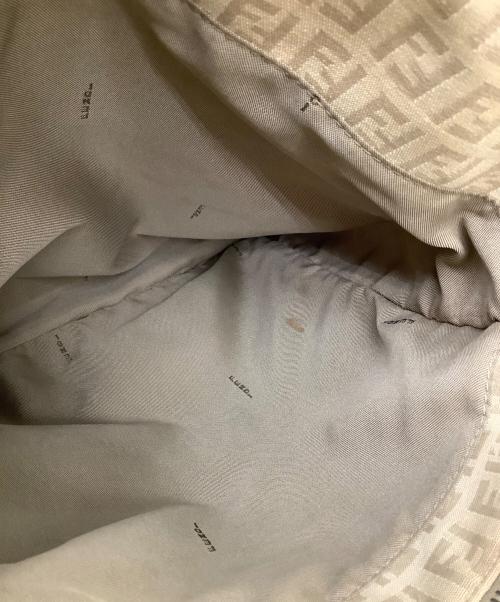 FENDI（フェンディ）FENDI (フェンディ) トートバッグ ベージュの古着・服飾アイテム