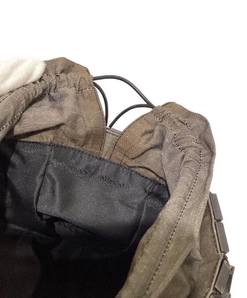 Salvatore Ferragamo（サルヴァトーレ フェラガモ）Salvatore Ferragamo (サルヴァトーレ フェラガモ) メッシュハンドバッグ グレー×ブラックの古着・服飾アイテム