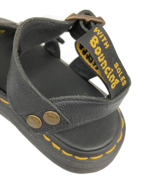 Dr.Martens（ドクターマーチン）Dr.Martens (ドクターマーチン) サンダル ブラック サイズ:UK4の古着・服飾アイテム