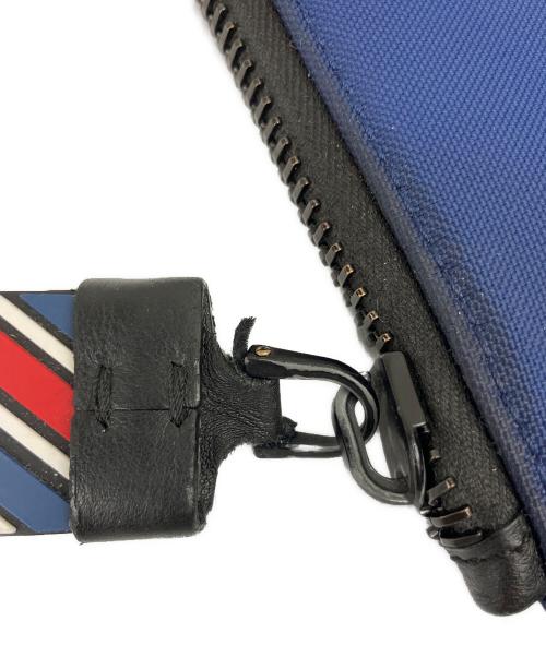 MONCLER（モンクレール）MONCLER (モンクレール) クラッチバッグ ネイビーの古着・服飾アイテム