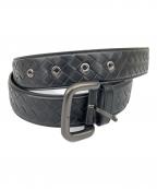 BOTTEGA VENETAボッテガベネタ）の古着「レザーベルト　イントレチャート」｜ブラック