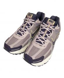 NIKE（ナイキ）の古着「スニーカー Zoom Vomero 5」｜パープル