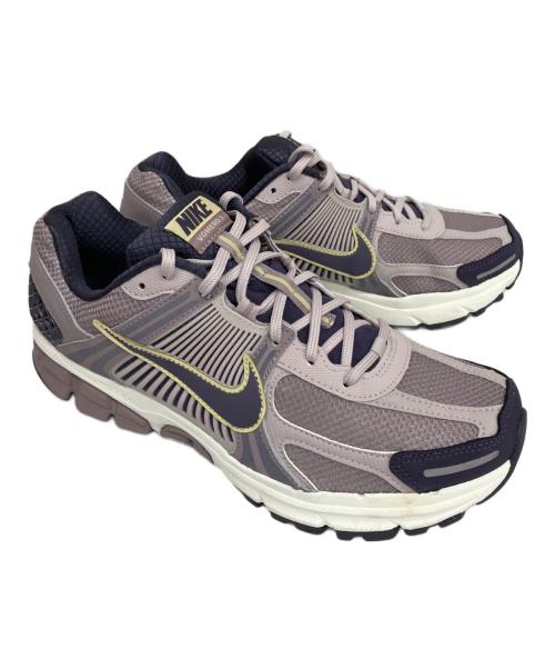 NIKE（ナイキ）NIKE (ナイキ) スニーカー Zoom Vomero 5 パープル サイズ:28.5の古着・服飾アイテム