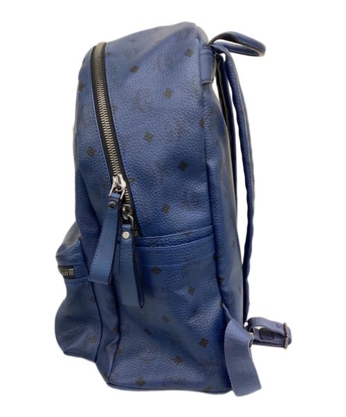 MCM（エムシーエム）MCM (エムシーエム) スタッズリュック ネイビーの古着・服飾アイテム
