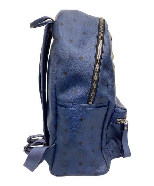 MCM（エムシーエム）MCM (エムシーエム) スタッズリュック ネイビーの古着・服飾アイテム