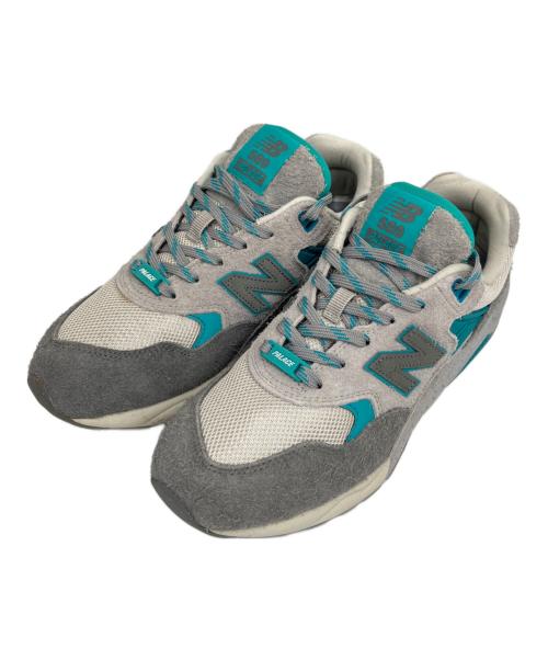 NEW BALANCE（ニューバランス）NEW BALANCE (ニューバランス) PALACE (パレス) スニーカー 580 グレー×ブルー サイズ:27の古着・服飾アイテム