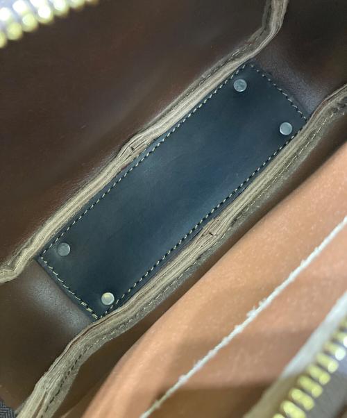 Herz（ヘルツ）Herz (ヘルツ) 2WAYショルダーバッグ ブラウンの古着・服飾アイテム