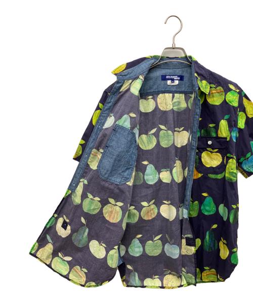 JUNYA WATANABE MAN（ジュンヤワタナベマン）JUNYA WATANABE MAN (ジュンヤワタナベマン) 半袖シャツ 綿ブロードプリントリンゴ柄大×綿シャンブレー ネイビー サイズ:Sの古着・服飾アイテム