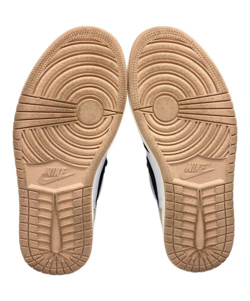 NIKE（ナイキ）NIKE (ナイキ) Air Jordan 1 Retro High(エアジョーダン1レトロハイ) OG ホワイト×ベージュ サイズ:27の古着・服飾アイテム