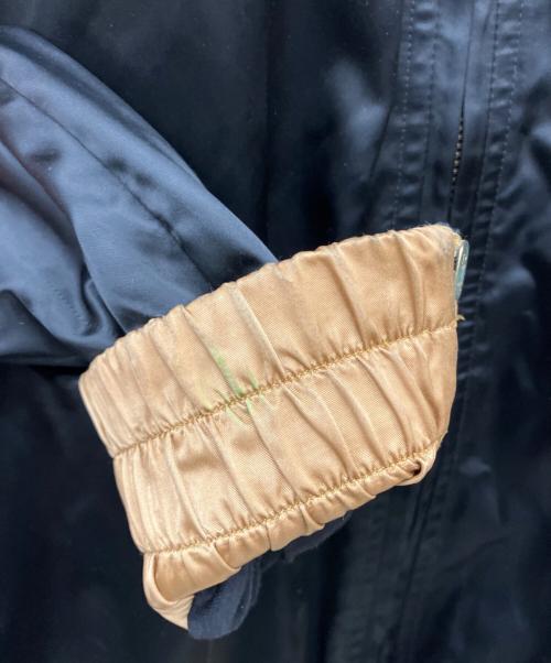 DOLCE & GABBANA（ドルチェ＆ガッバーナ）DOLCE & GABBANA (ドルチェ＆ガッバーナ) ブルゾン ブラック×ゴールド サイズ:SIZE48の古着・服飾アイテム