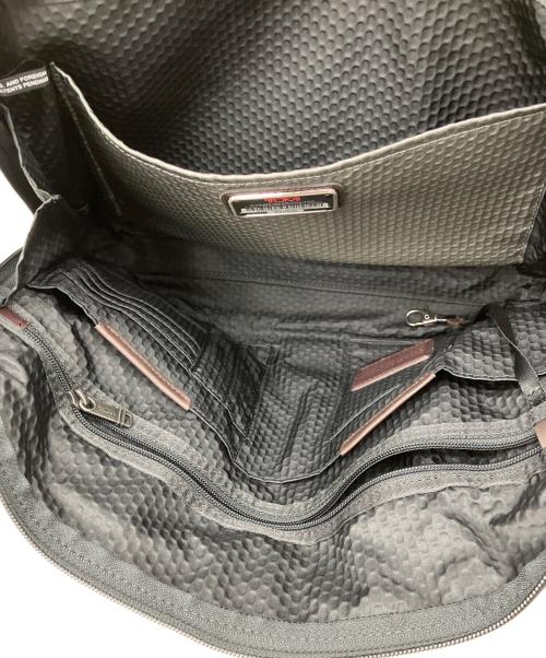 TUMI（トゥミ）TUMI (トゥミ) ビジネスバッグ ブラックの古着・服飾アイテム