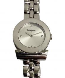 Salvatore Ferragamo（サルヴァトーレ フェラガモ）の古着「腕時計」