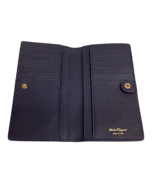 Salvatore Ferragamo（サルヴァトーレ フェラガモ）Salvatore Ferragamo (サルヴァトーレ フェラガモ) 長財布 ネイビーの古着・服飾アイテム