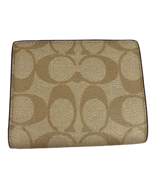 COACH（コーチ）COACH (コーチ) エライザ スモール ウォレット ベージュ×ホワイトの古着・服飾アイテム