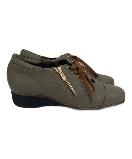 LULUCA STEP（ルルカステップ）luluca step (ルルカステップ) シューズ ベージュ サイズ:24.5の古着・服飾アイテム