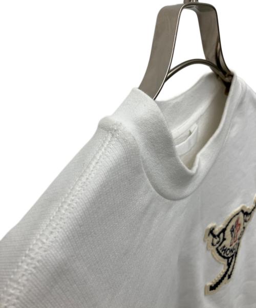 MONCLER（モンクレール）MONCLER (モンクレール) ロゴワッペンスウェット ホワイト サイズ:Mの古着・服飾アイテム