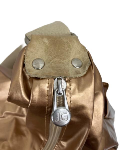 jack gomme（ジャックゴム）jack gomme (ジャックゴム) ポーチ付きショルダーバッグ ゴールド色の古着・服飾アイテム