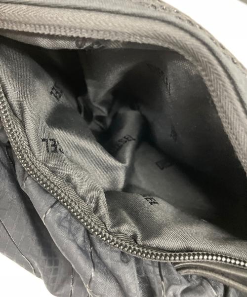 DIESEL（ディーゼル）DIESEL (ディーゼル) ボディーバッグ ZIP-Dシリーズの古着・服飾アイテム